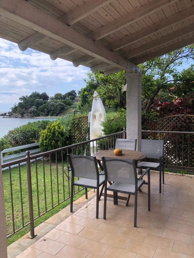 PalaiónTsiflíkion Palio Beach House מראה חיצוני תמונה