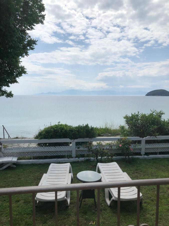 PalaiónTsiflíkion Palio Beach House מראה חיצוני תמונה