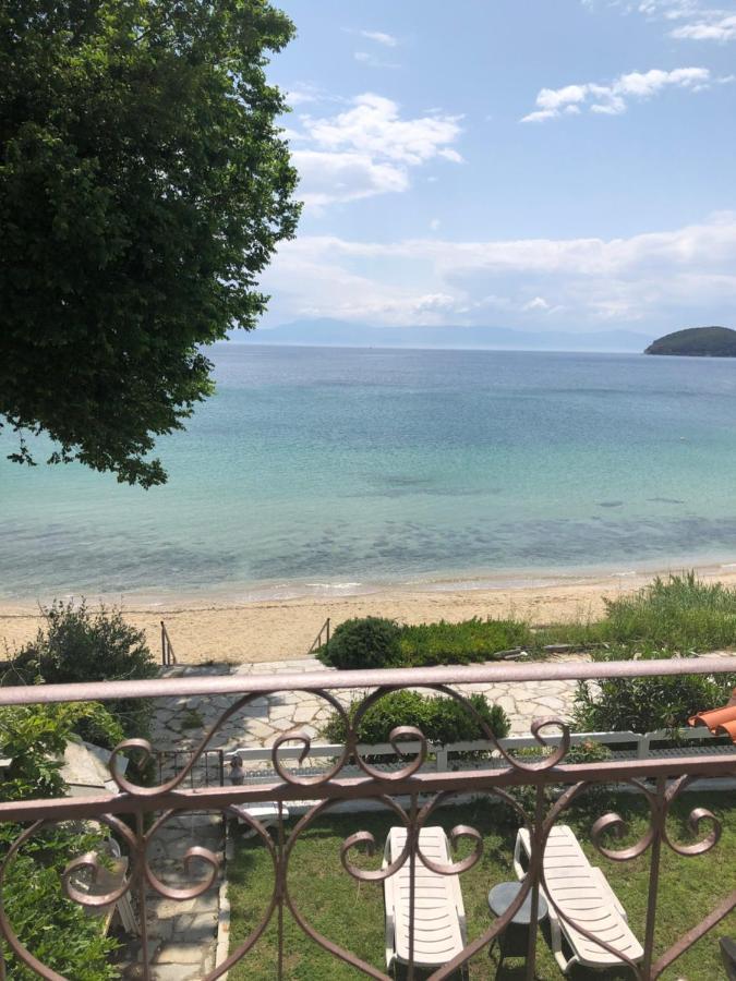 PalaiónTsiflíkion Palio Beach House מראה חיצוני תמונה