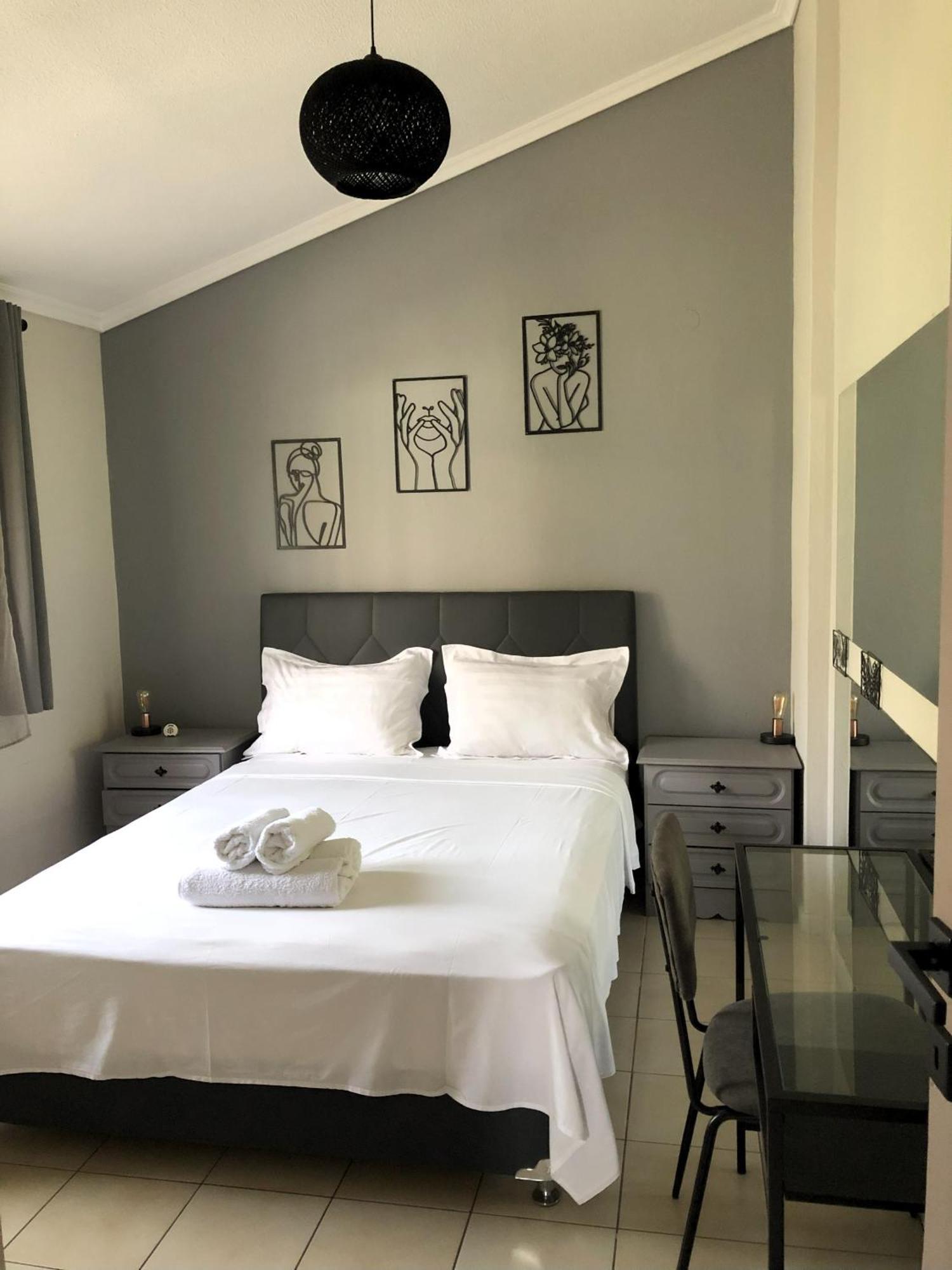 PalaiónTsiflíkion Palio Beach House מראה חיצוני תמונה