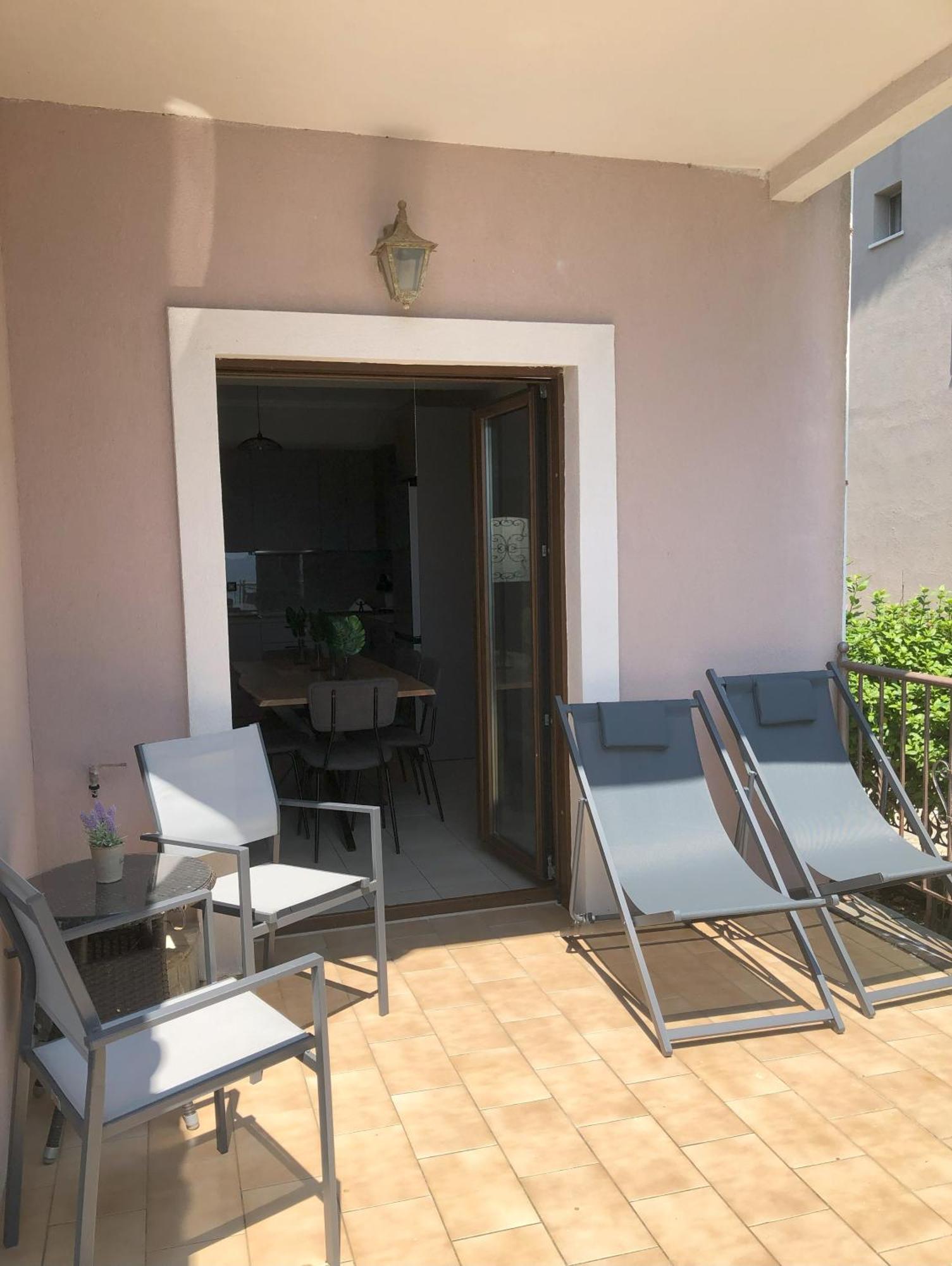 PalaiónTsiflíkion Palio Beach House מראה חיצוני תמונה