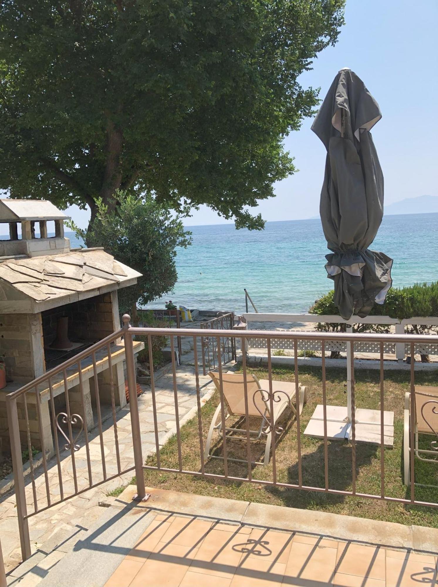 PalaiónTsiflíkion Palio Beach House מראה חיצוני תמונה
