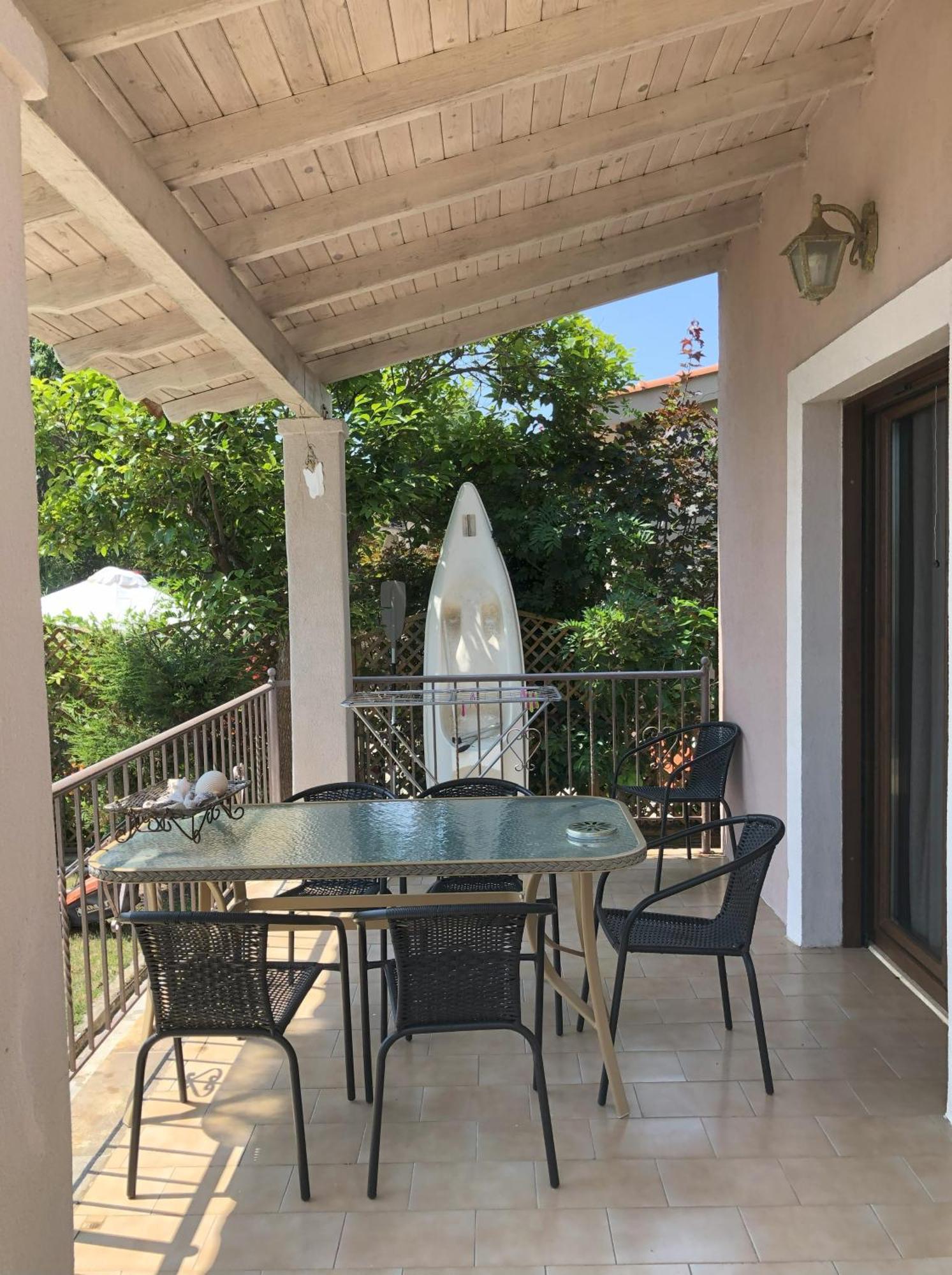 PalaiónTsiflíkion Palio Beach House מראה חיצוני תמונה